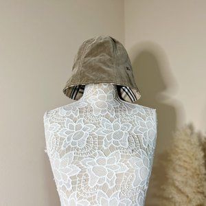 Burberry hat